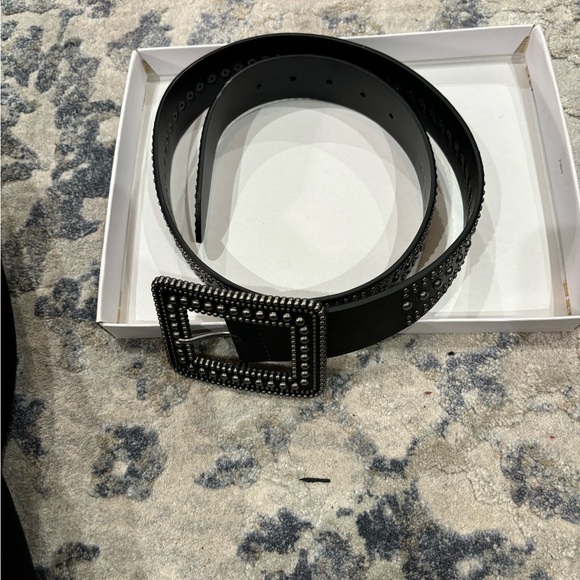 Black leather Express belt - Picture 5 of 7